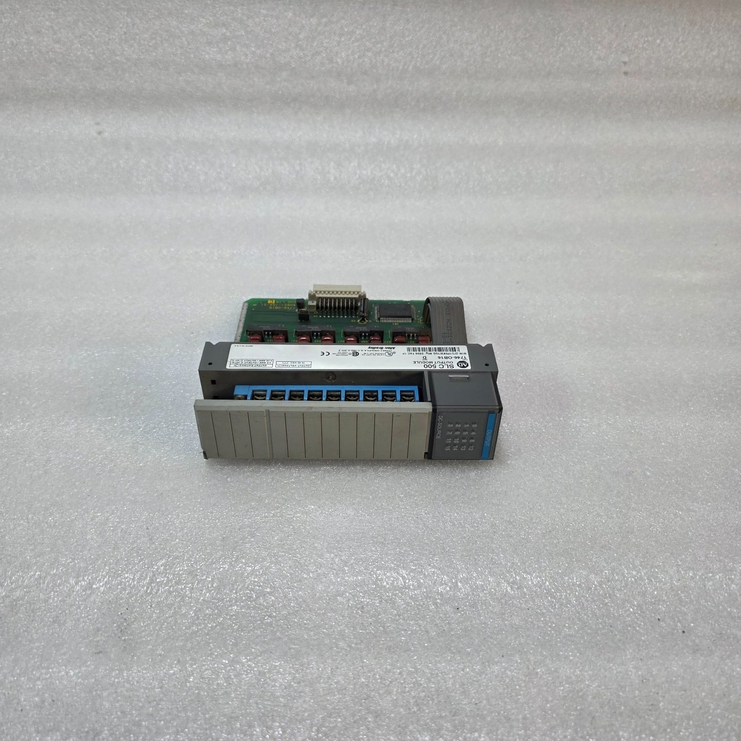 ALLEN 1746-OB16 SLC 500 DIGITAL DC OUTPUT MODULE – 16 POINT, 24V DC SINK