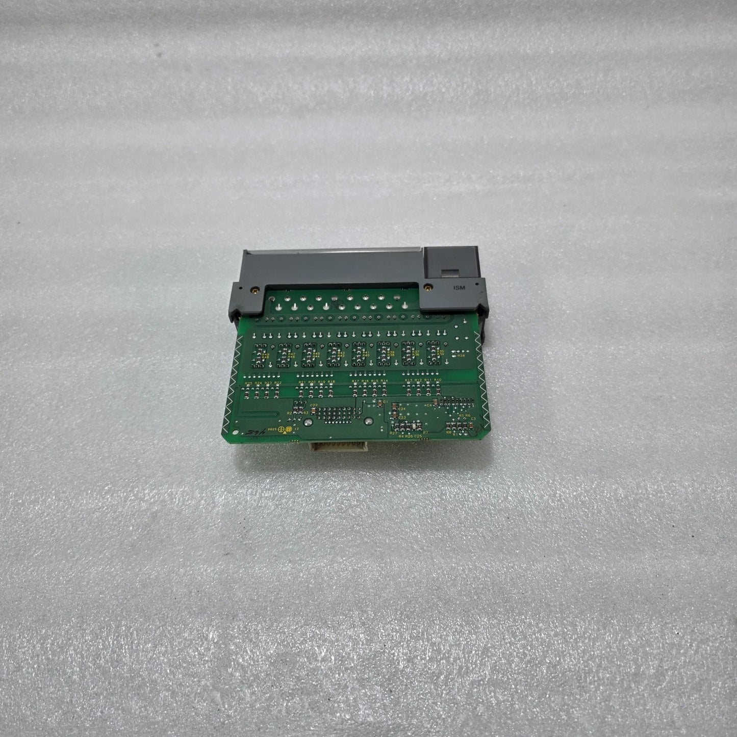 ALLEN 1746-OB16 SLC 500 DIGITAL DC OUTPUT MODULE – 16 POINT, 24V DC SINK