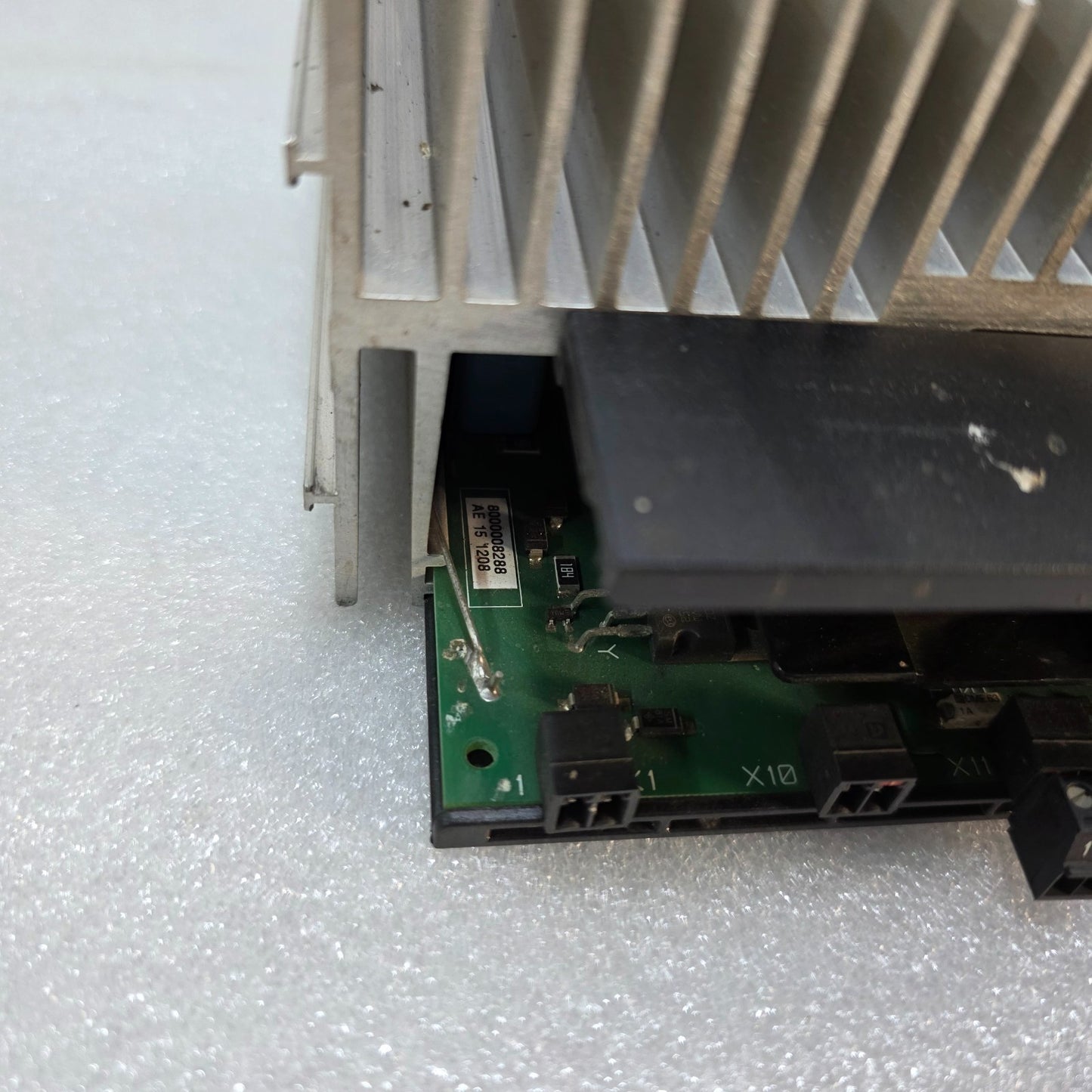AEG THYRO-A THYRISTOR POWER CONTROLLER MODULE WITH HEAVY DUTY HEAT SINK – INDUST