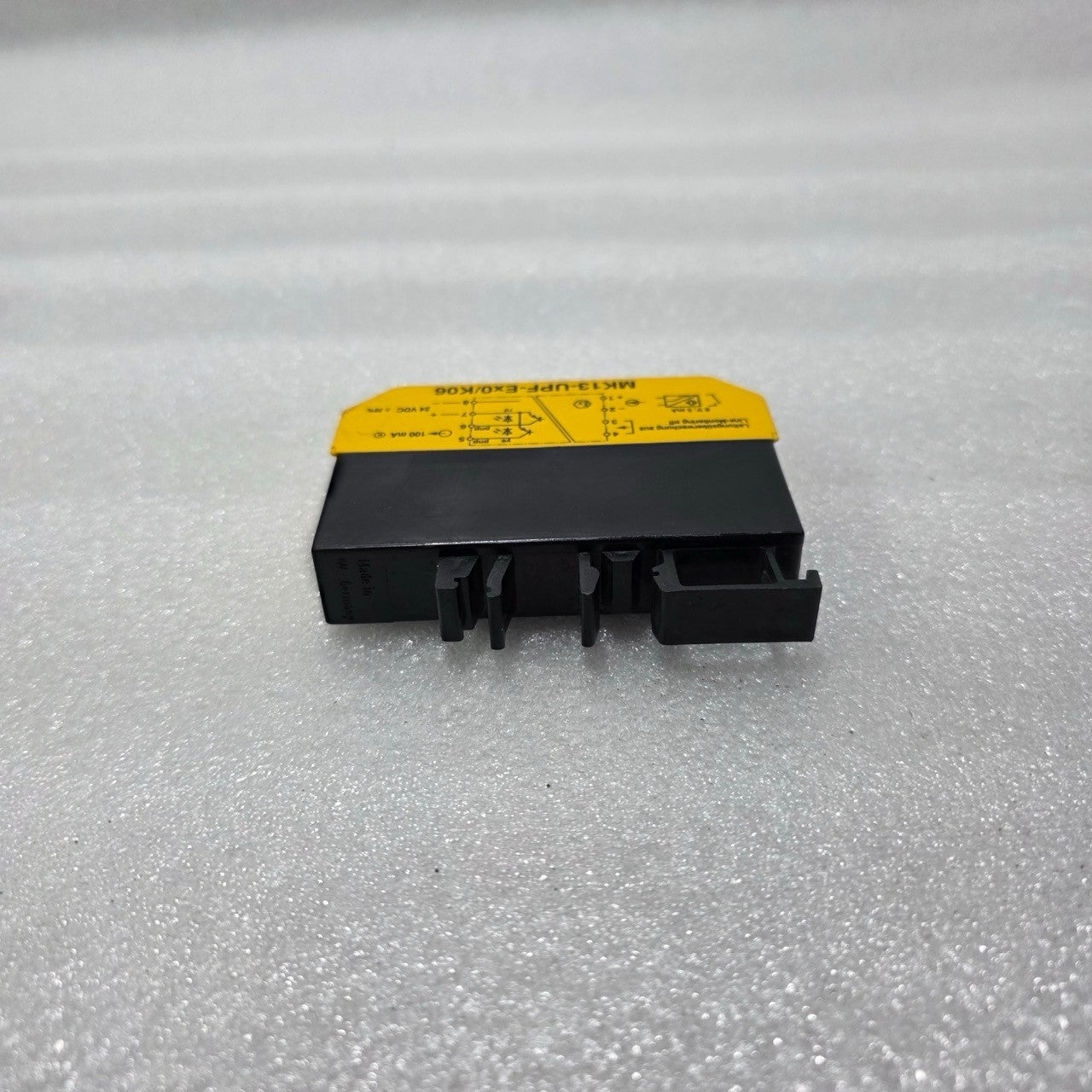 TURCK MK13-UPF-EX0/K06 INTRINSICALLY SAFE SWITCHING AMPLIFIER SAFETY BARRIER