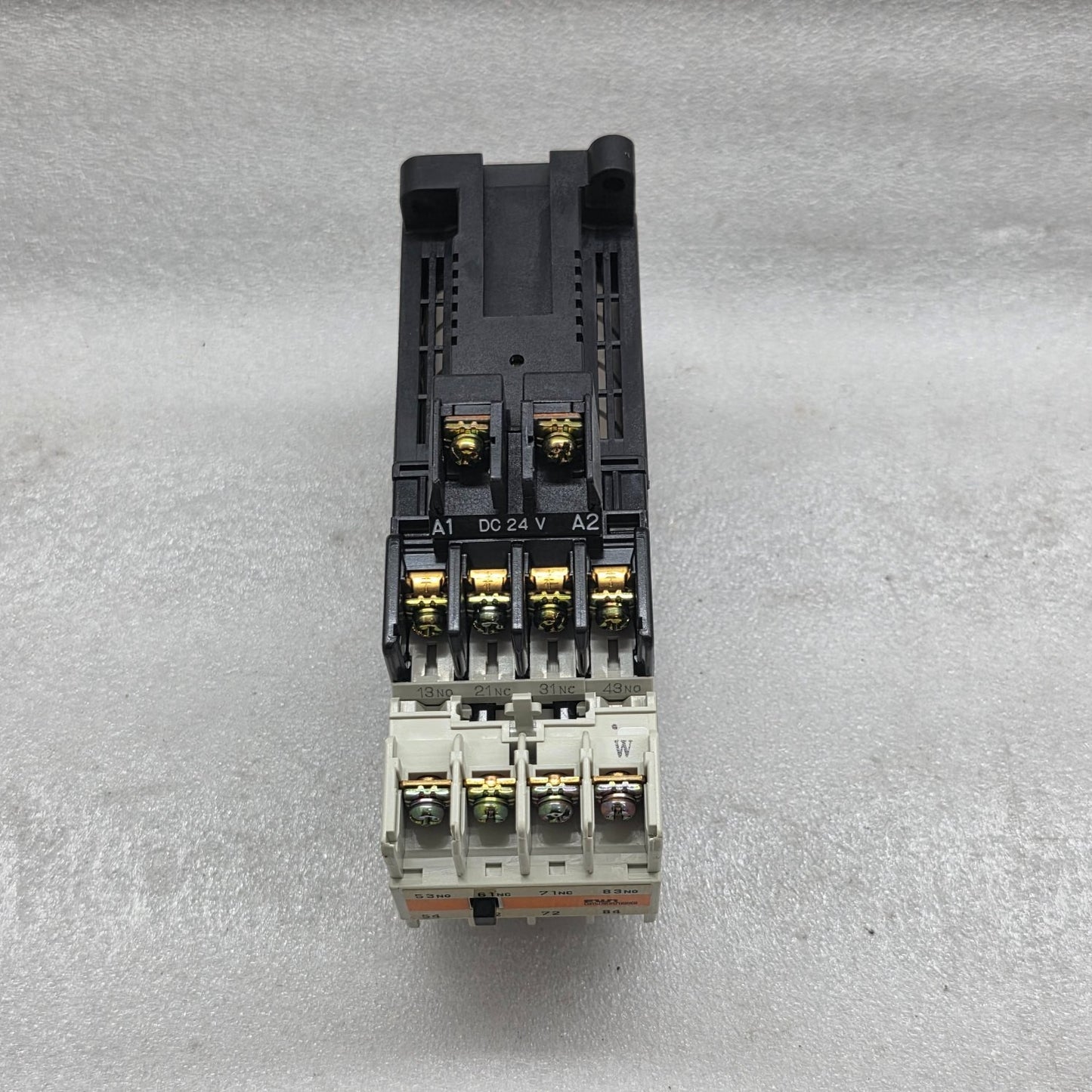 FUJI ELECTRIC SH04AG MAGNETIC CONTACTOR 10A SH-4/G 24VDC AUX SZ-A22
