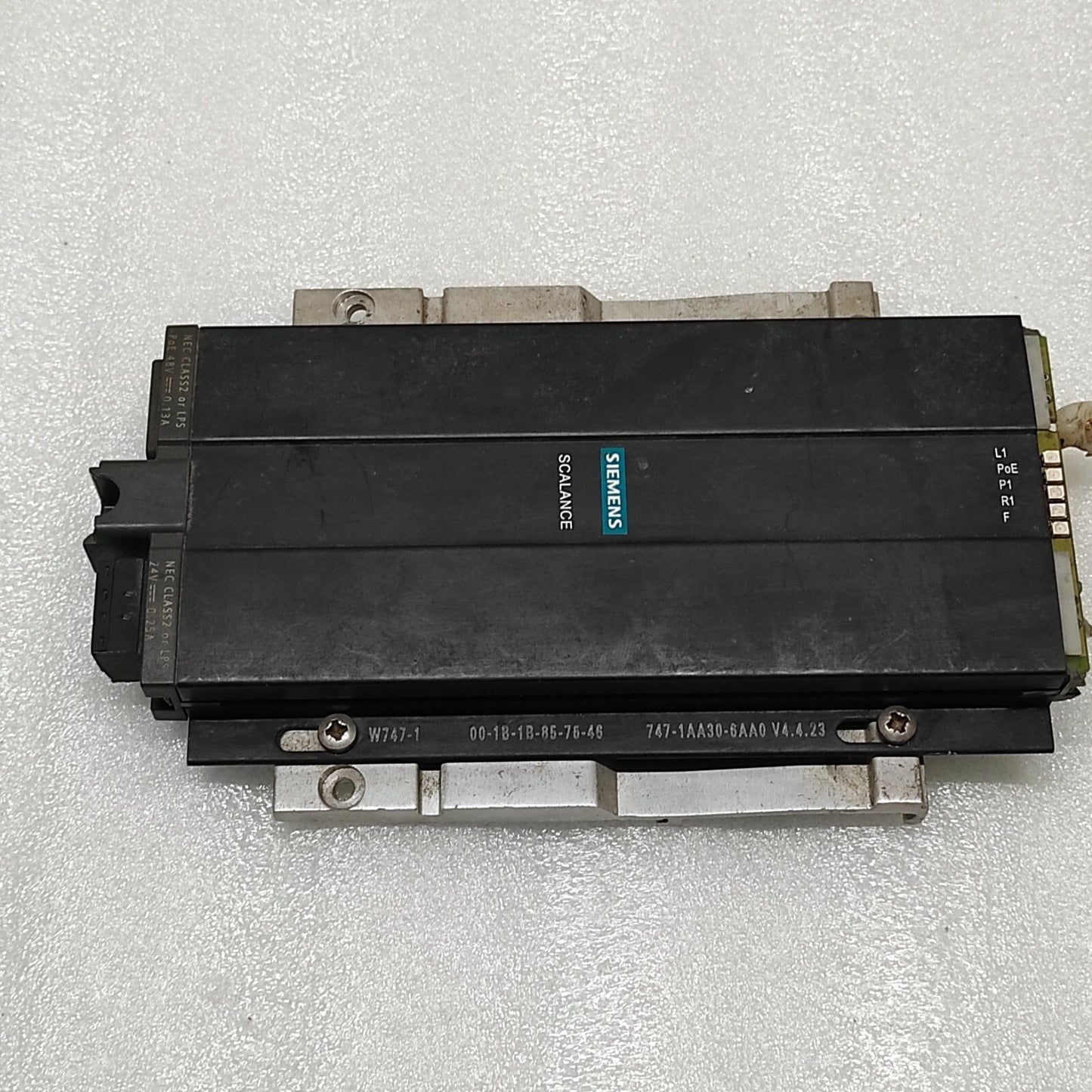 SIEMENS 6GK5 747-1AA30-6AA0 SCALANCE W 747-1 SIMATIC NET IWLAN ETHERNET CLIENT M