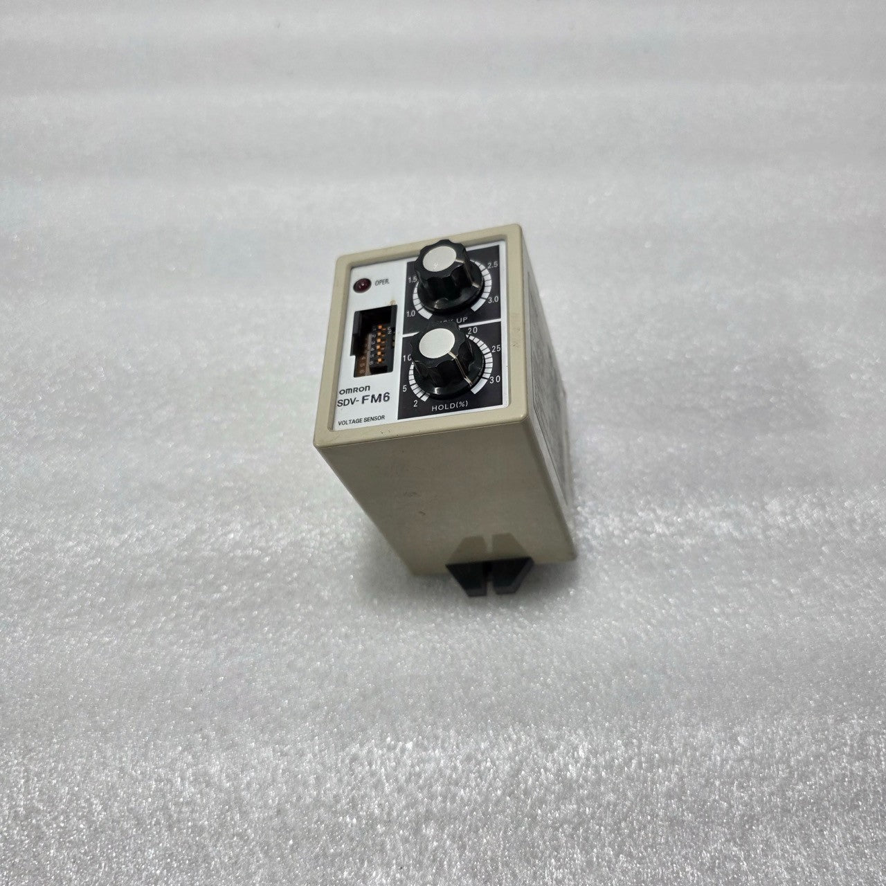 OMRON SDV-FM6 VOLTAGE SENSOR 100-110VAC