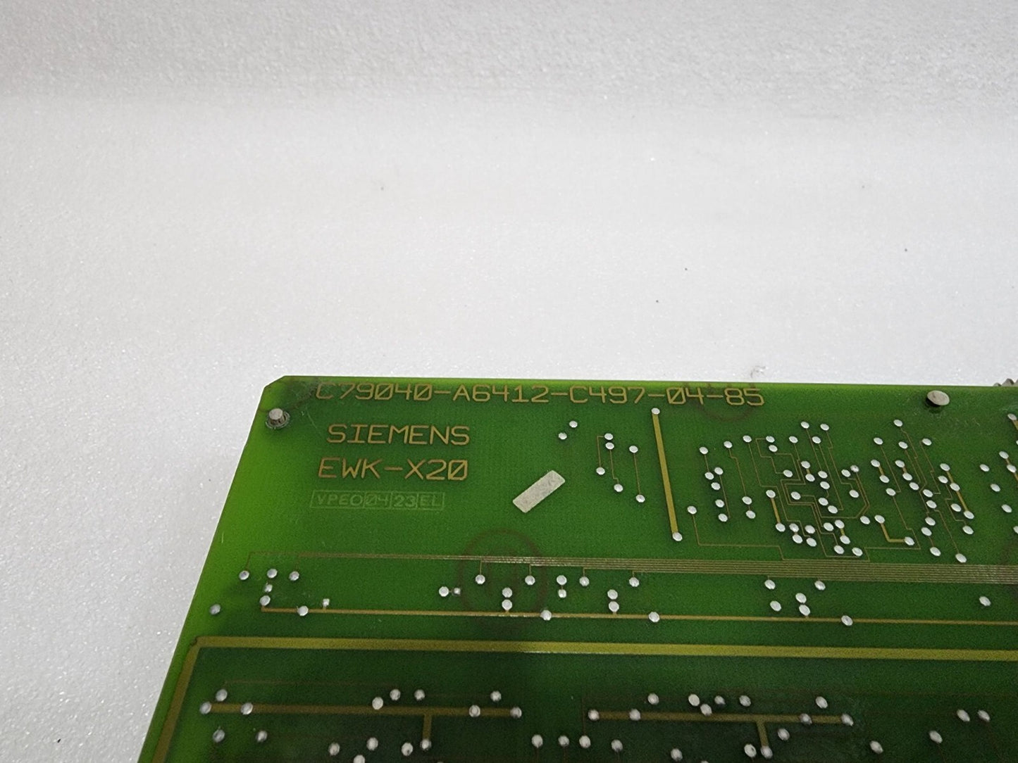 SIEMENS SIMATIC 6ES5 454-4UA13 DIGITAL OUTPUT MODULE