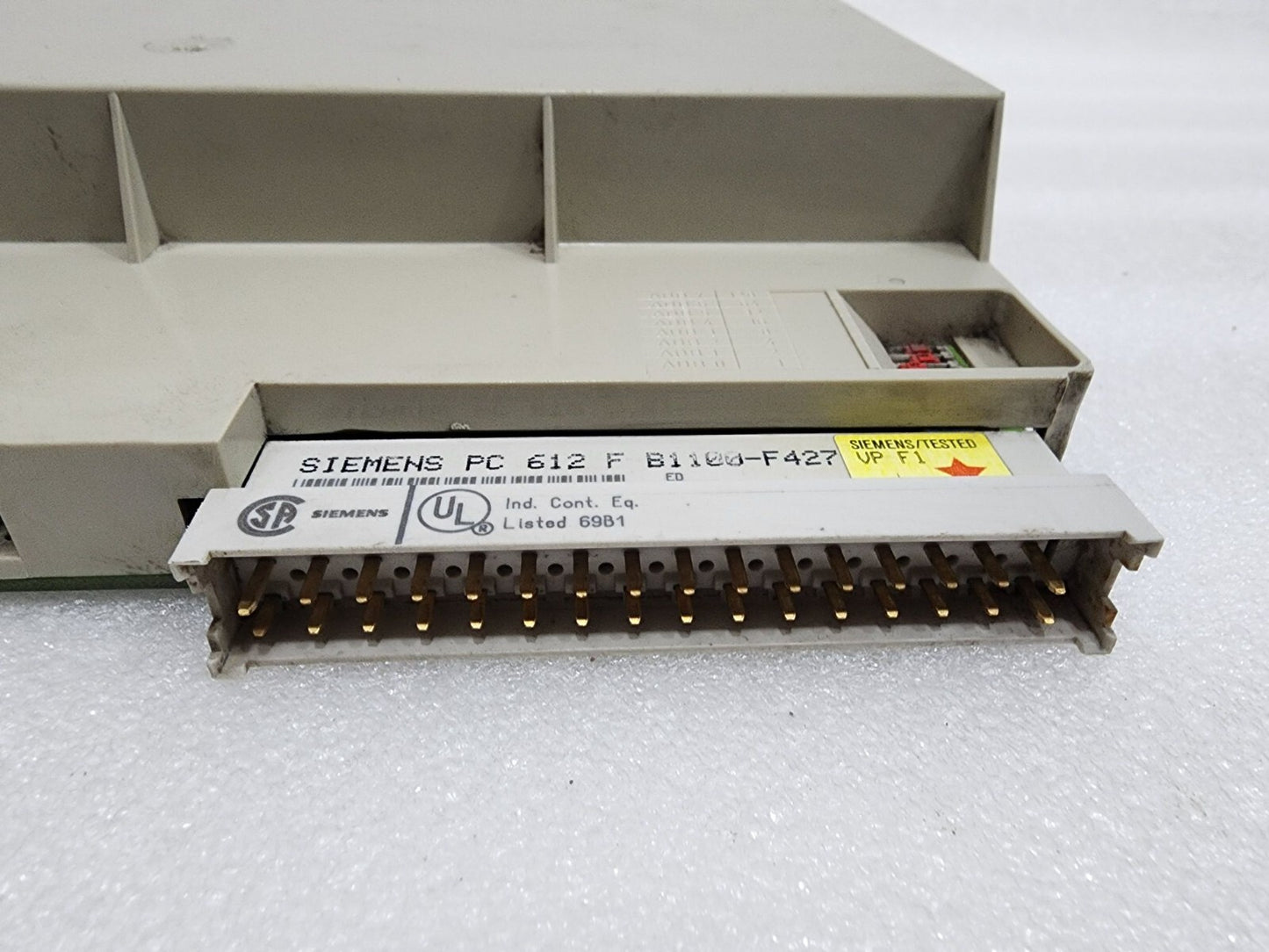 SIEMENS SIMATIC 6ES5 454-4UA13 DIGITAL OUTPUT MODULE