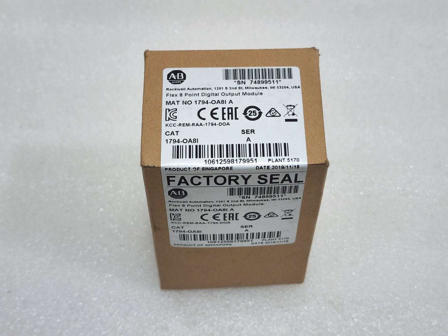 ALLEN BRADLEY CAT 1794-OA8I FLEX 8-POINT DIGITAL OUTPUT MODULE