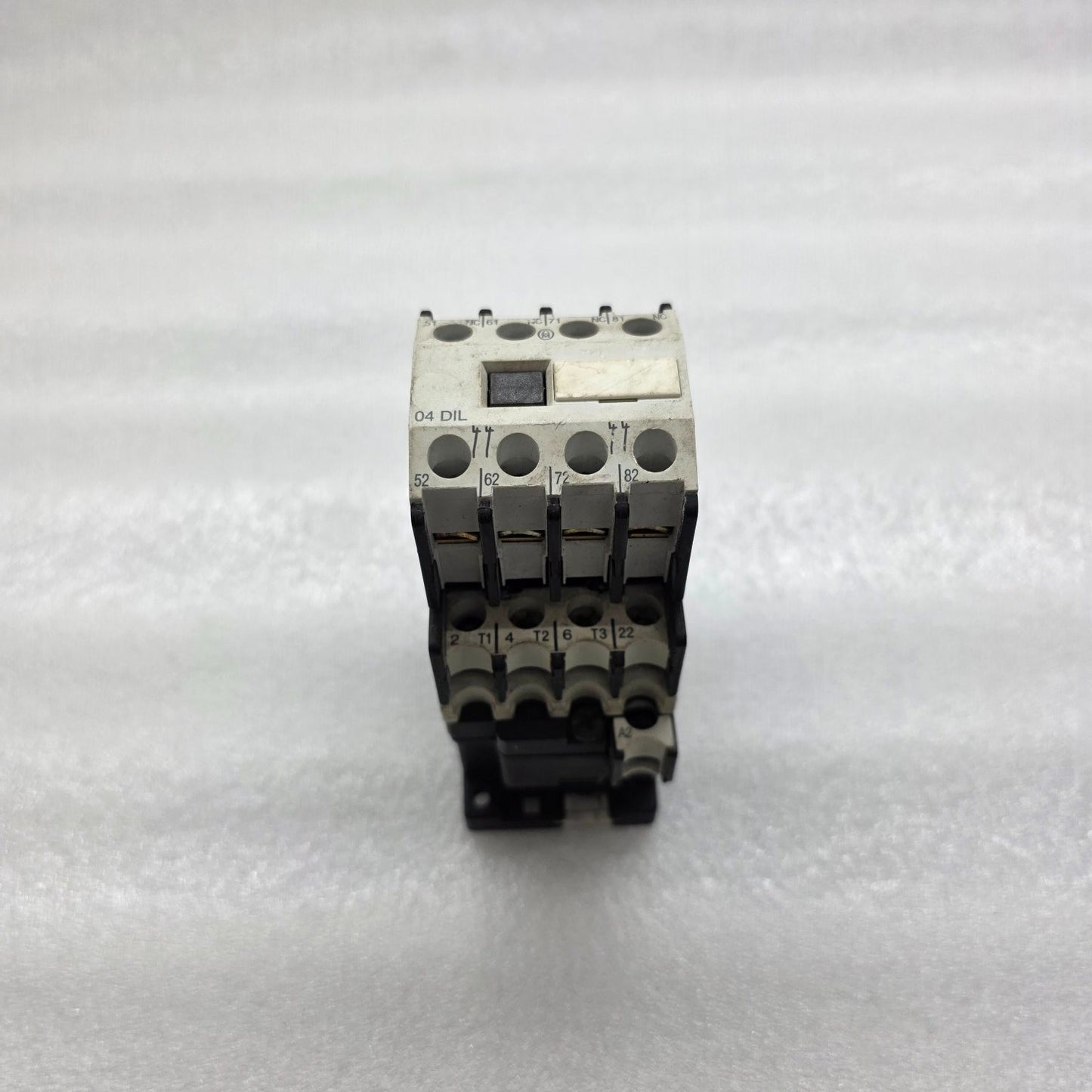 MOELLER DIL00AM-01 CONTACTOR COIL VOLTAGE 190-220V AUXILIARY 04 DIL