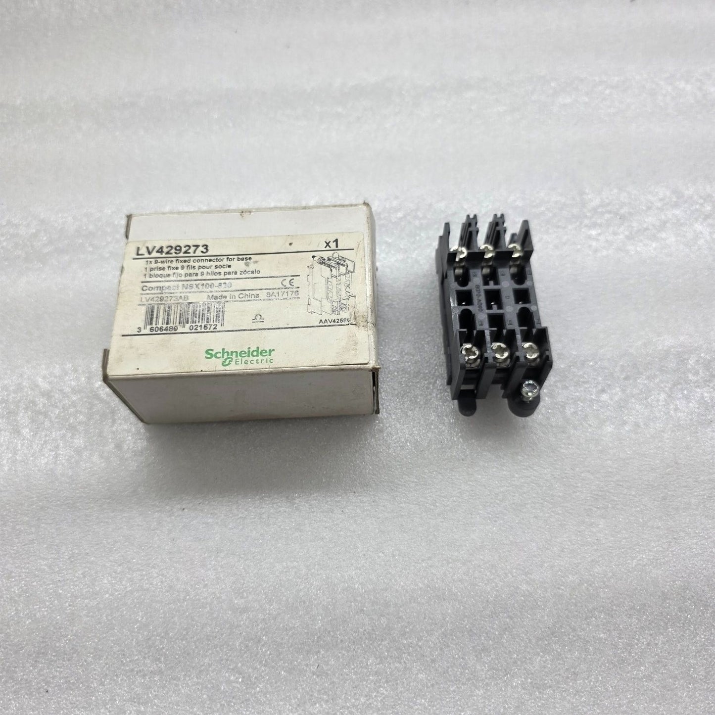 LV429273 CONNECTOR BASE LV429273AB