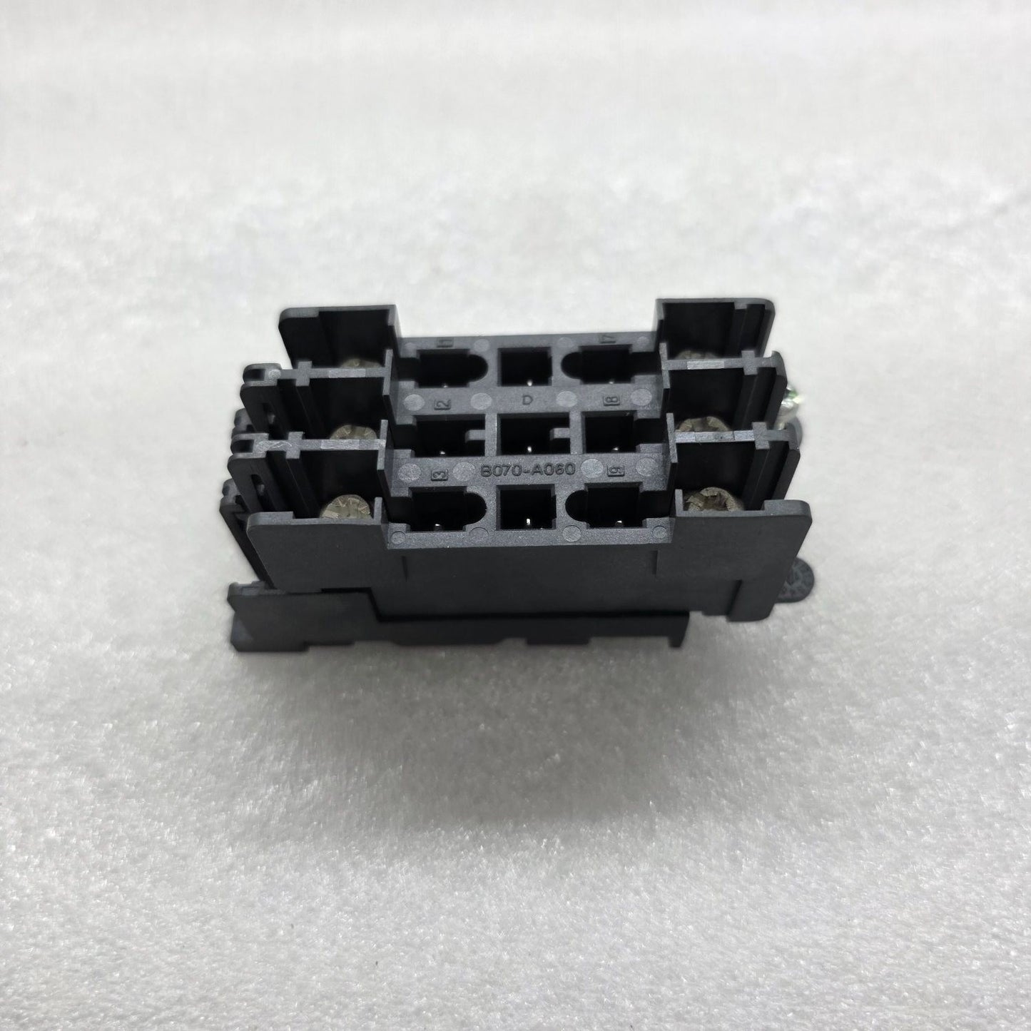 LV429273 CONNECTOR BASE LV429273AB