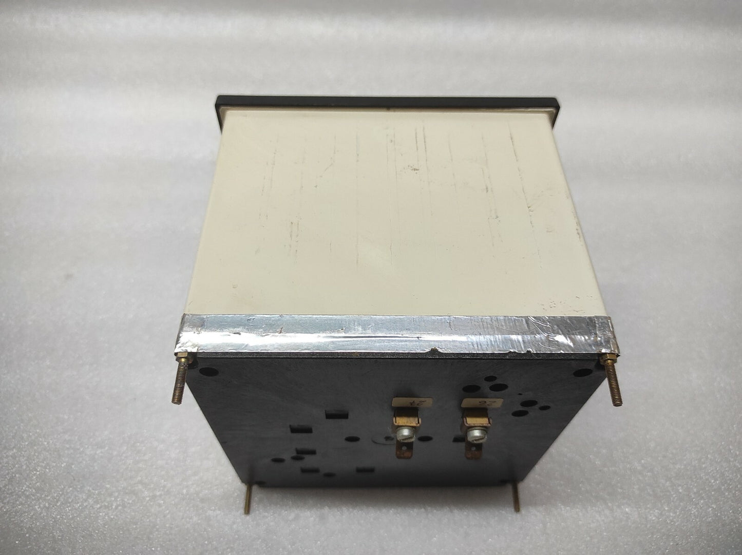 FRER kWh KILOWATT-HOUR METER