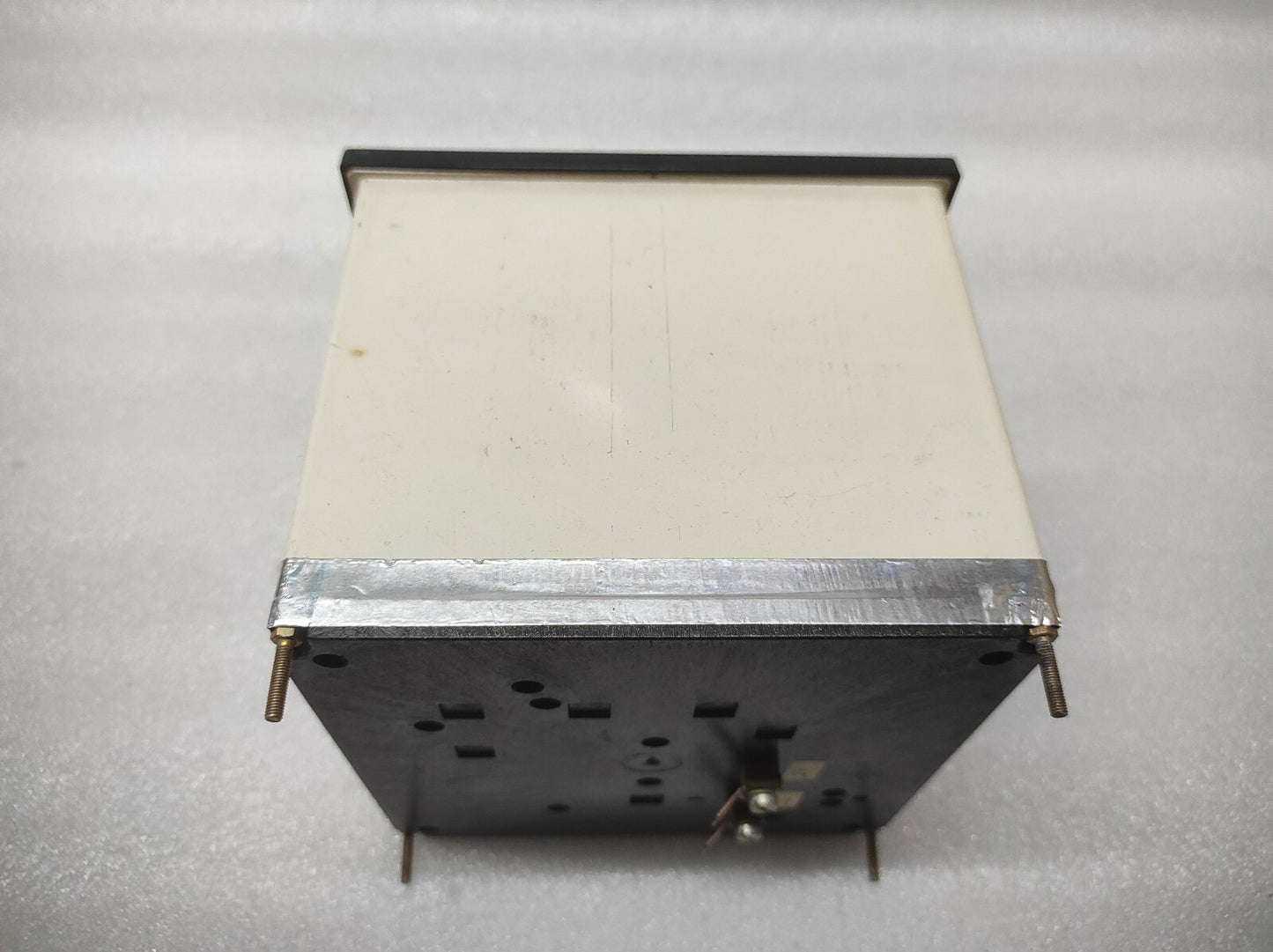 FRER kWh KILOWATT-HOUR METER