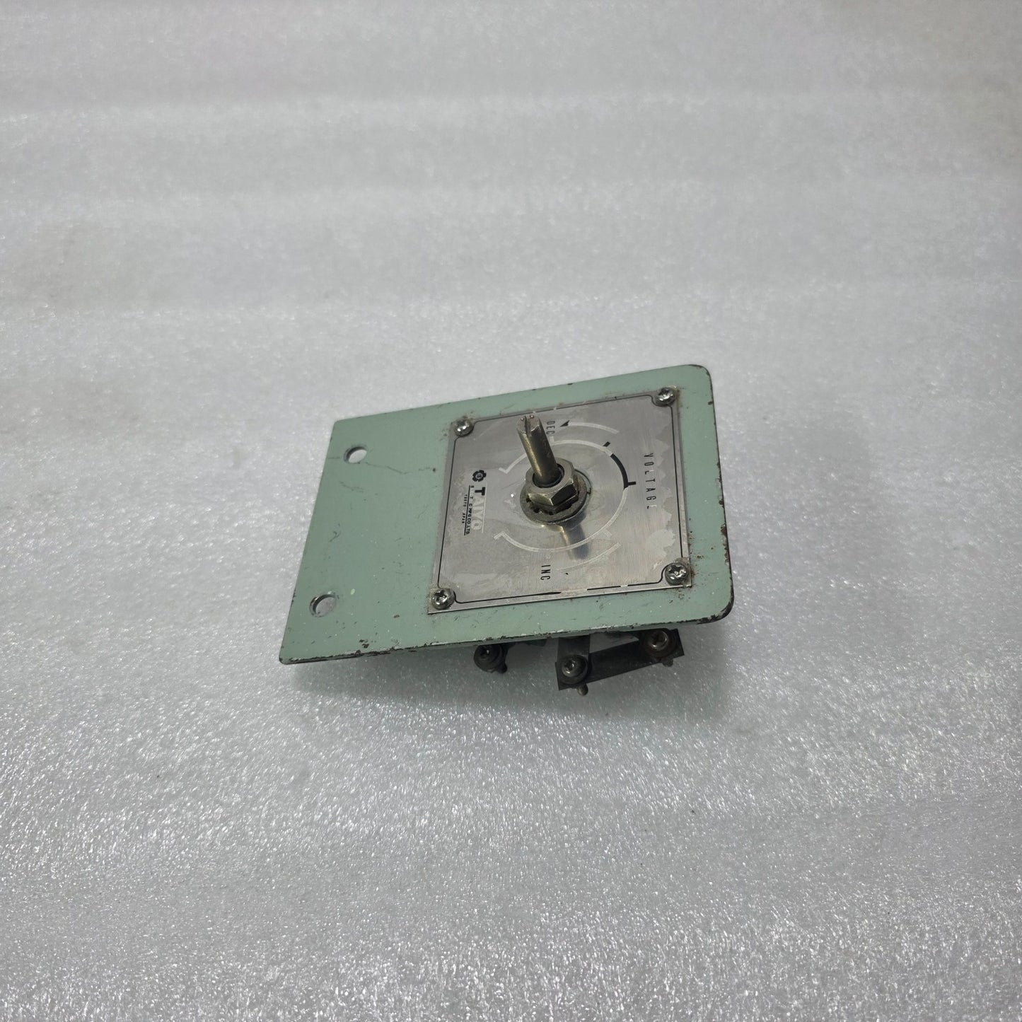 TAIYO ELECTRIC PIGEON F50 500Ω WIRE WOUND RHEOSTAT PANEL MOUNT VARIABLE RESISTOR