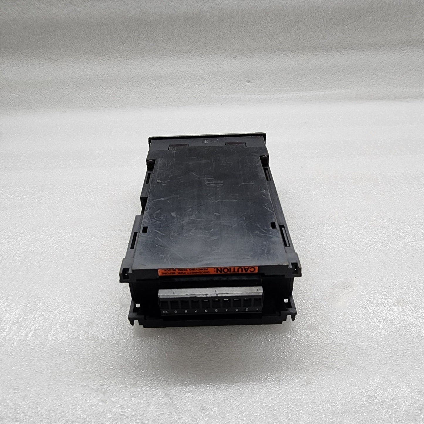 RED LION CONTROLS APLT DIGITAL COUNTER 115VAC