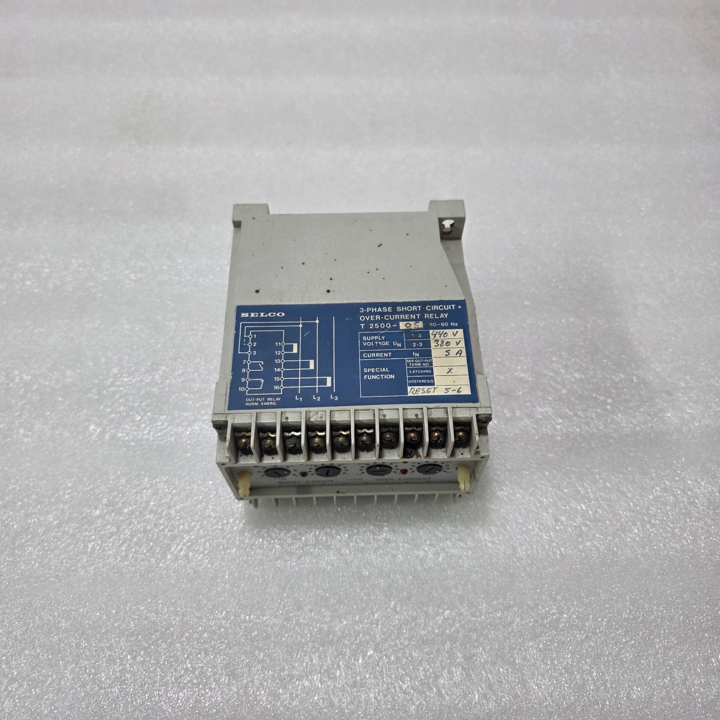 SELCO T2500-05 3-PHASE SHORT CIRCUIT & OVER-CURRENT RELAY | 5A PROTECTION RELAY