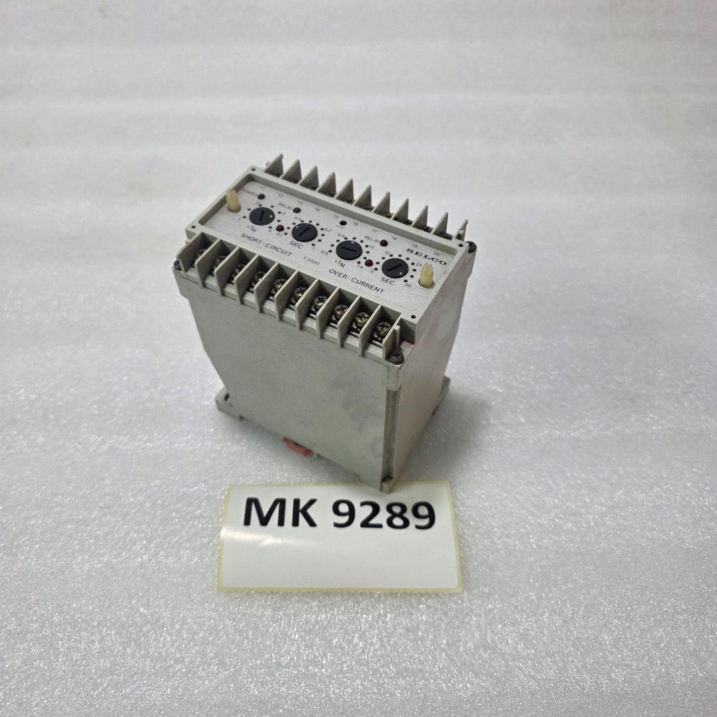 SELCO T2500-05 3-PHASE SHORT CIRCUIT & OVER-CURRENT RELAY | 5A PROTECTION RELAY