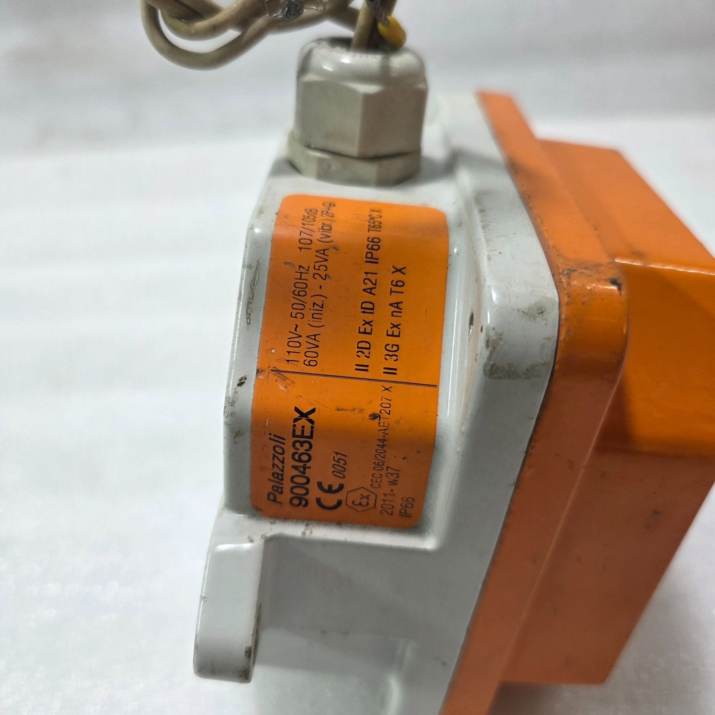 PALAZZOLI 900463EX EXPLOSION PROOF SIGNAL DEVICE 110V AC IP66 ATEX CERTIFIED IND