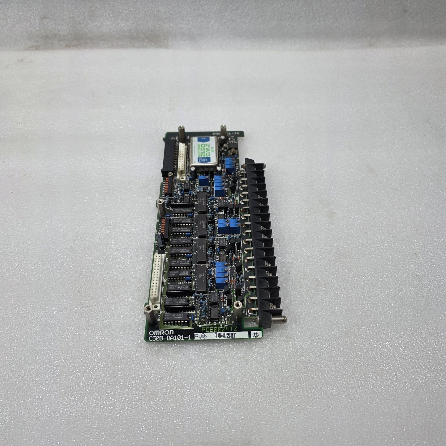 OMRON C500-DA101-1 PCB0024TZ PLC OUTPUT MODULE BOARD | 2314631-7A