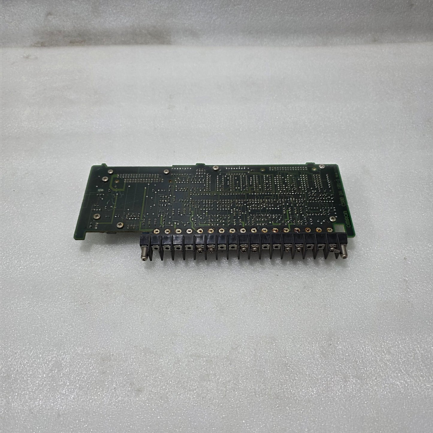 OMRON C500-DA101-1 PCB0024TZ PLC OUTPUT MODULE BOARD | 2314631-7A