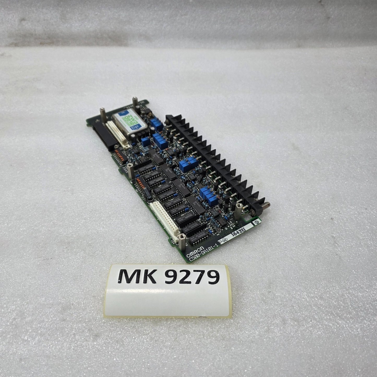 OMRON C500-DA101-1 PCB0024TZ PLC OUTPUT MODULE BOARD | 2314631-7A