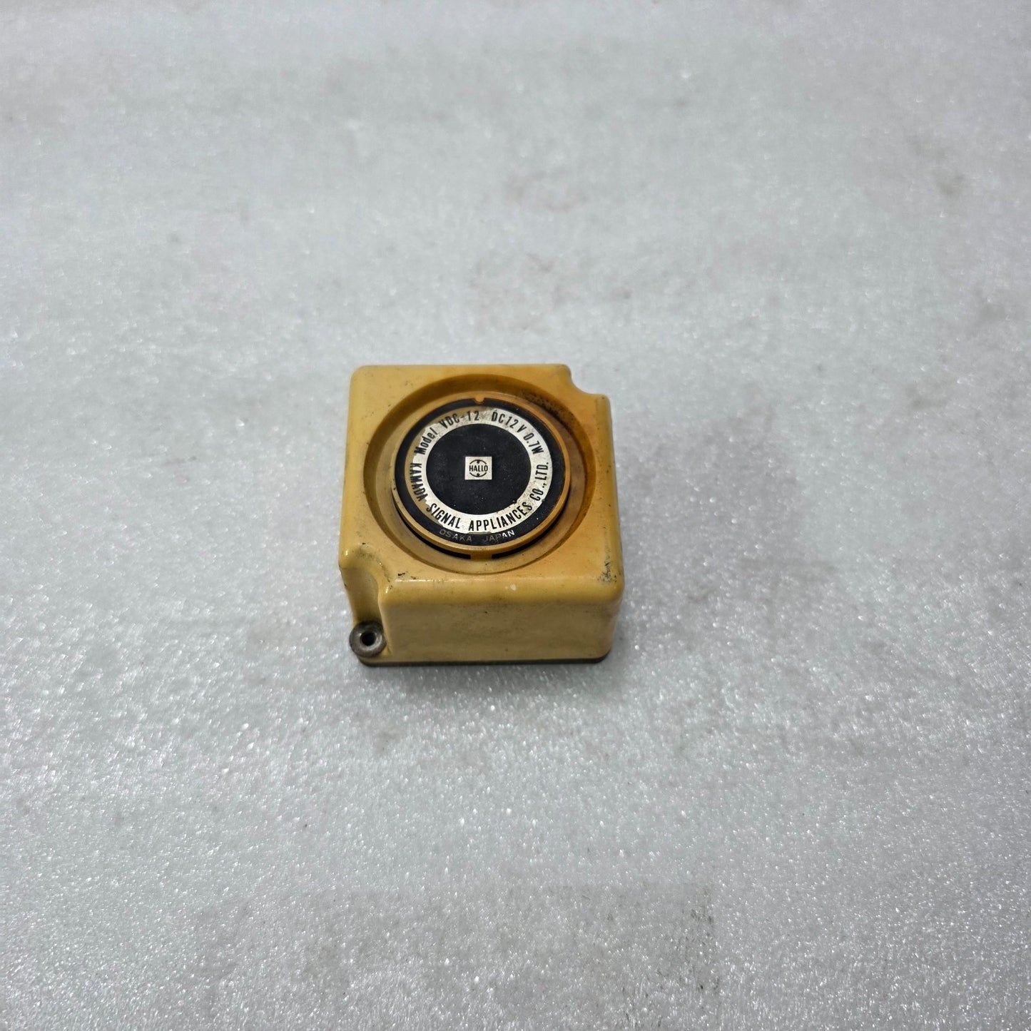 KAMADA SIGNAL APPLIANCES HALLO VDC-12 12V DC BUZZER 0.7W INDUSTRIAL ALARM