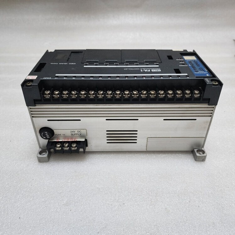 IDEC PFA-1C24RDC 24-BASE UNIT 24VDC