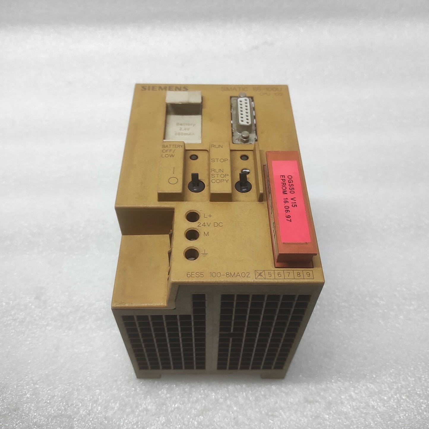 SIEMENS 6ES5 100-8MA02 S5-100U CPU