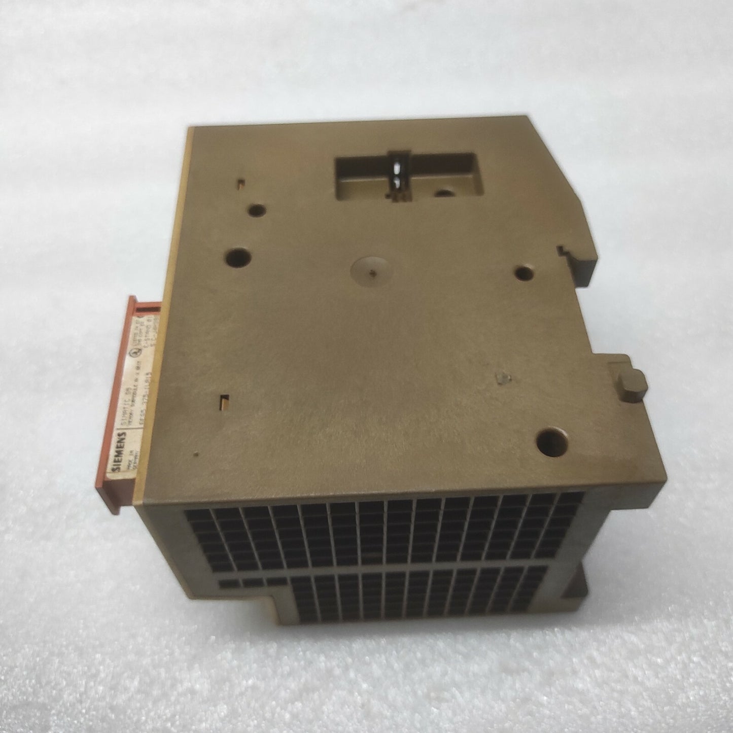 SIEMENS 6ES5 100-8MA02 S5-100U CPU