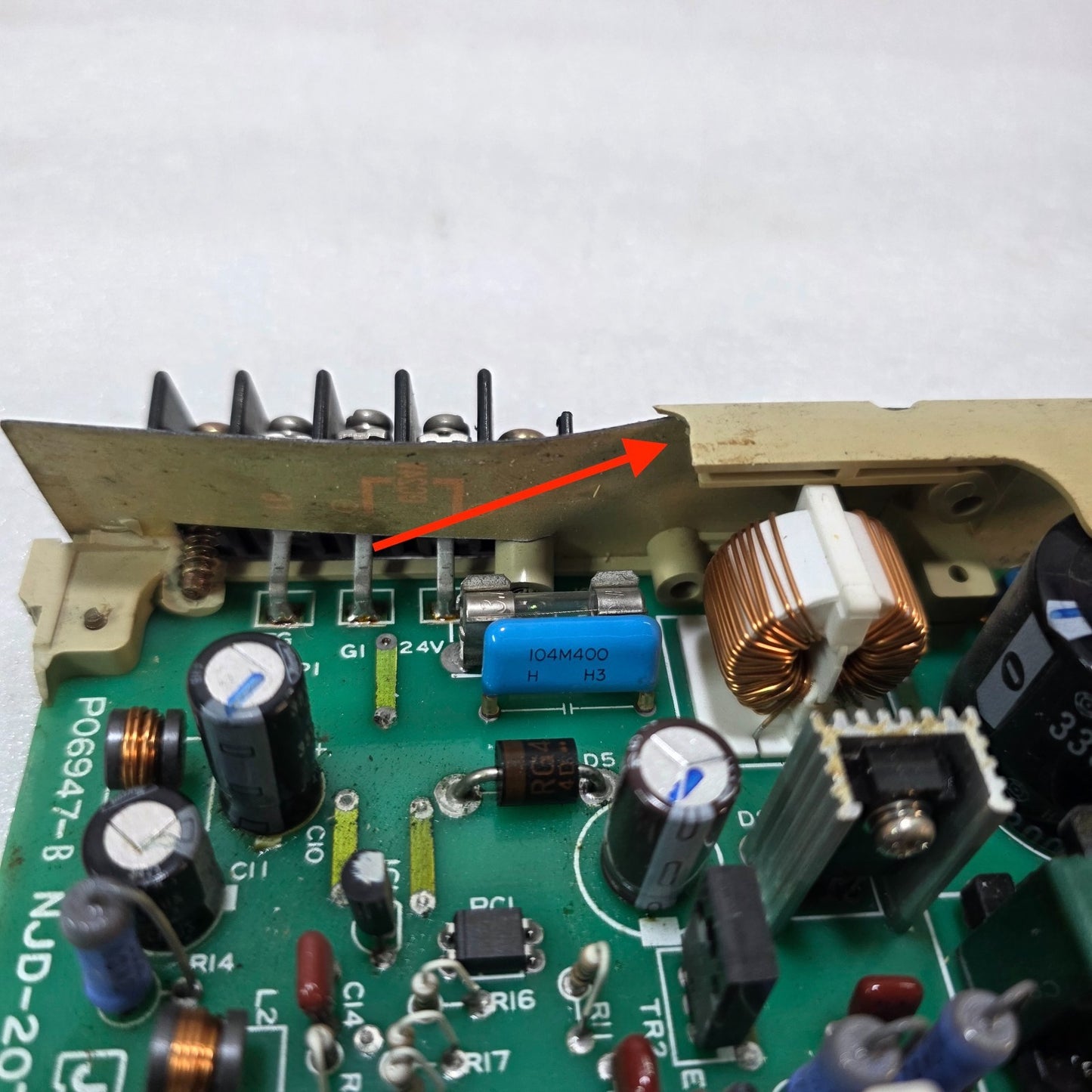 HITACHI NJD-2076B POWER SUPPLY PCB MODULE | 24V DC | P06947-B