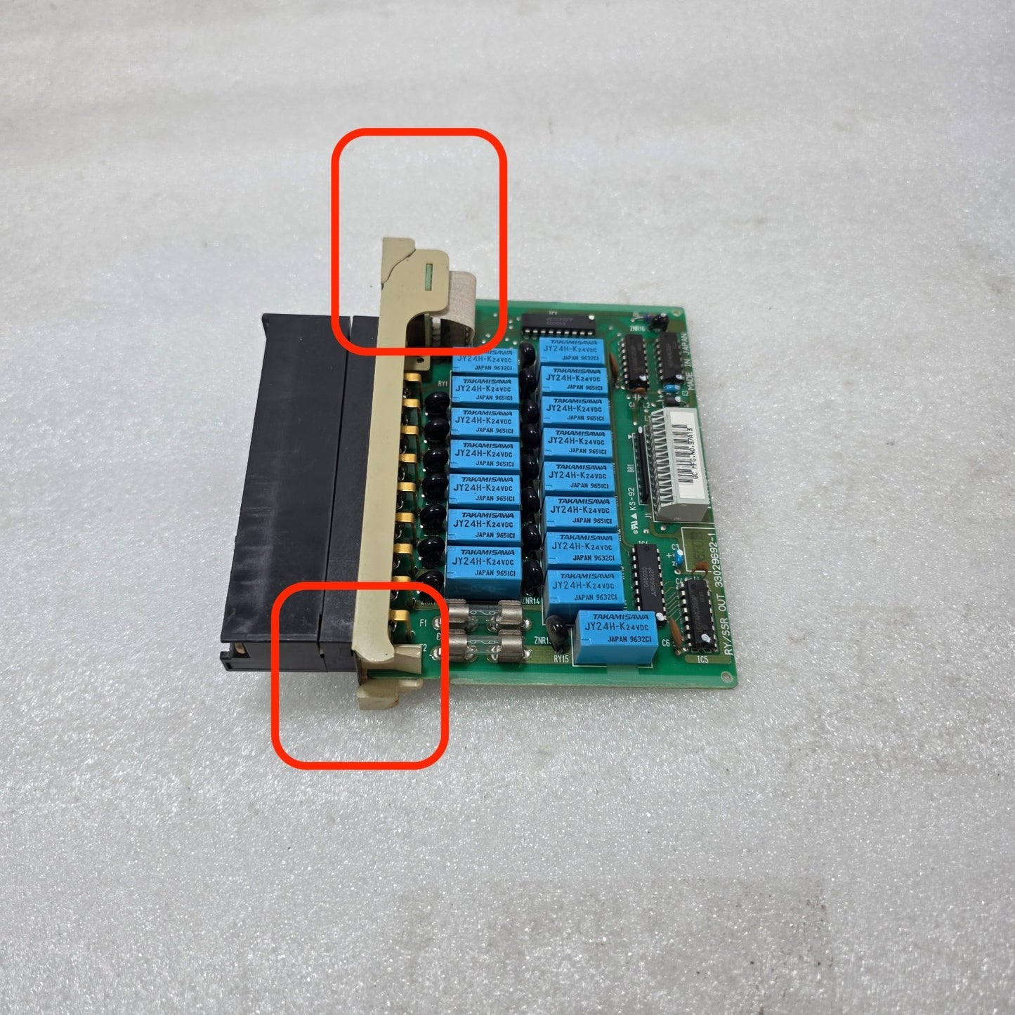HITACHI RY/SSR OUTPUT MODULE 33029692-1 | POM-RBH PLC RELAY/SSR OUTPUT BOARD | M