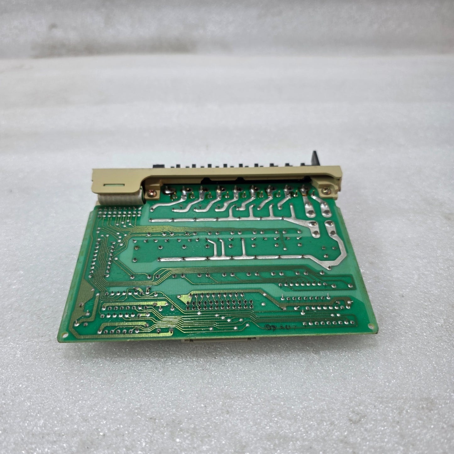 HITACHI RY/SSR OUTPUT MODULE 33029692-1 | POM-RBH PLC RELAY/SSR OUTPUT BOARD | M