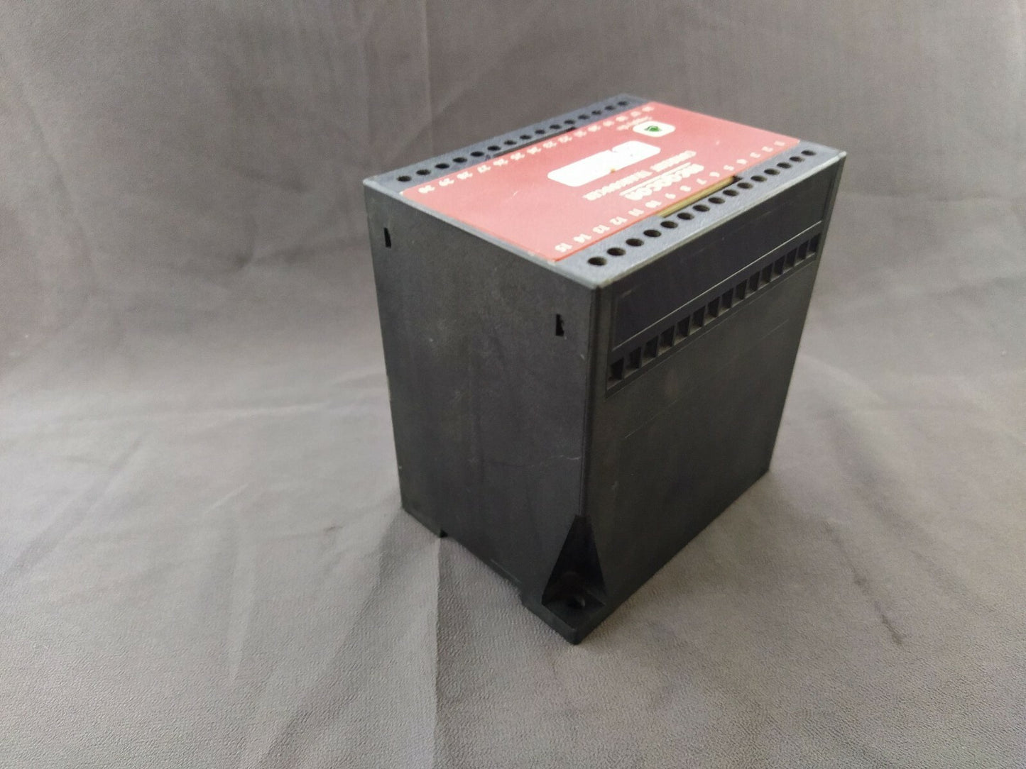 Megacon MCCAB Current Transducer 100/120V AC