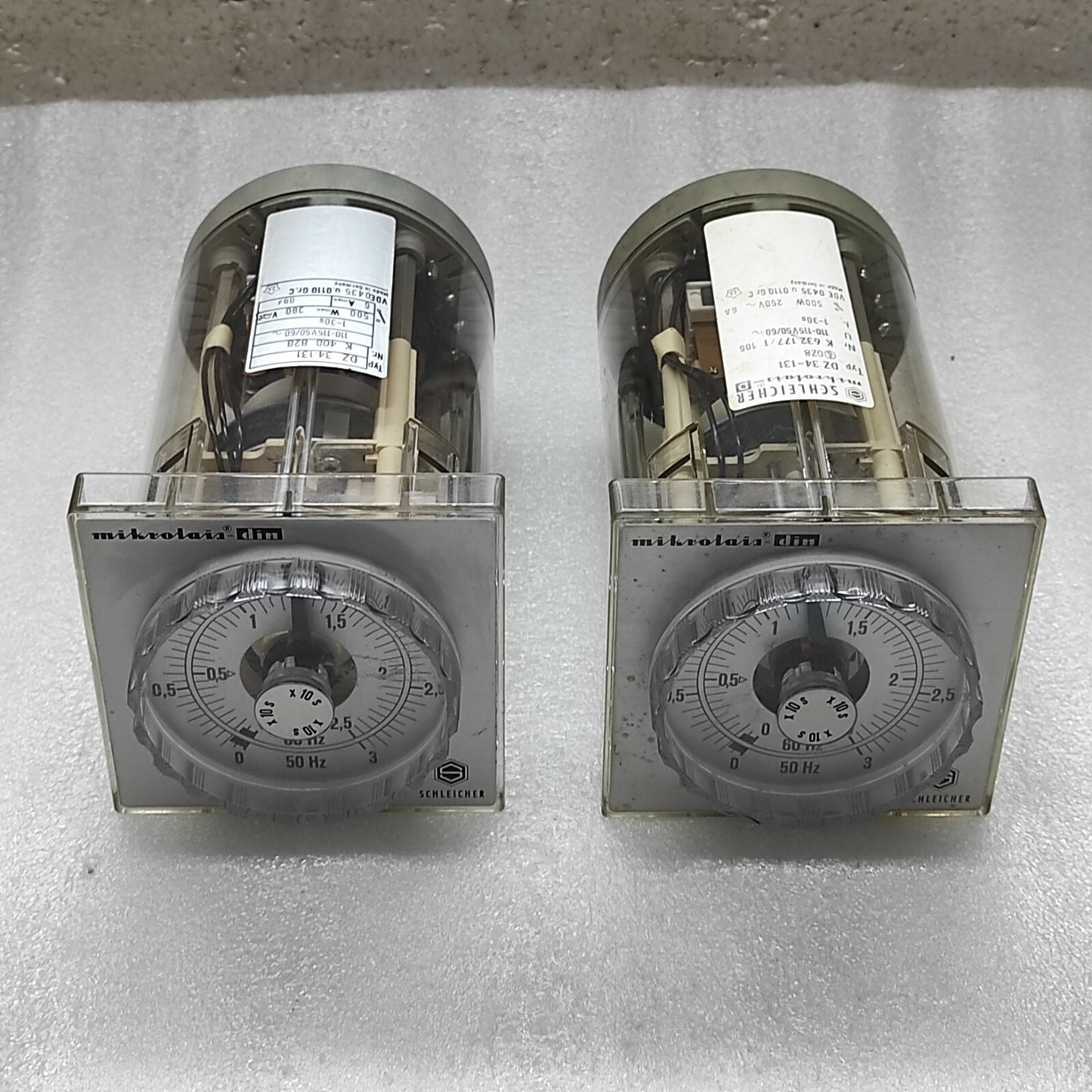 SCHLEICHER DZ 34-131 TIMER RELAY K632177/1-106 110-115V 1-30SEC