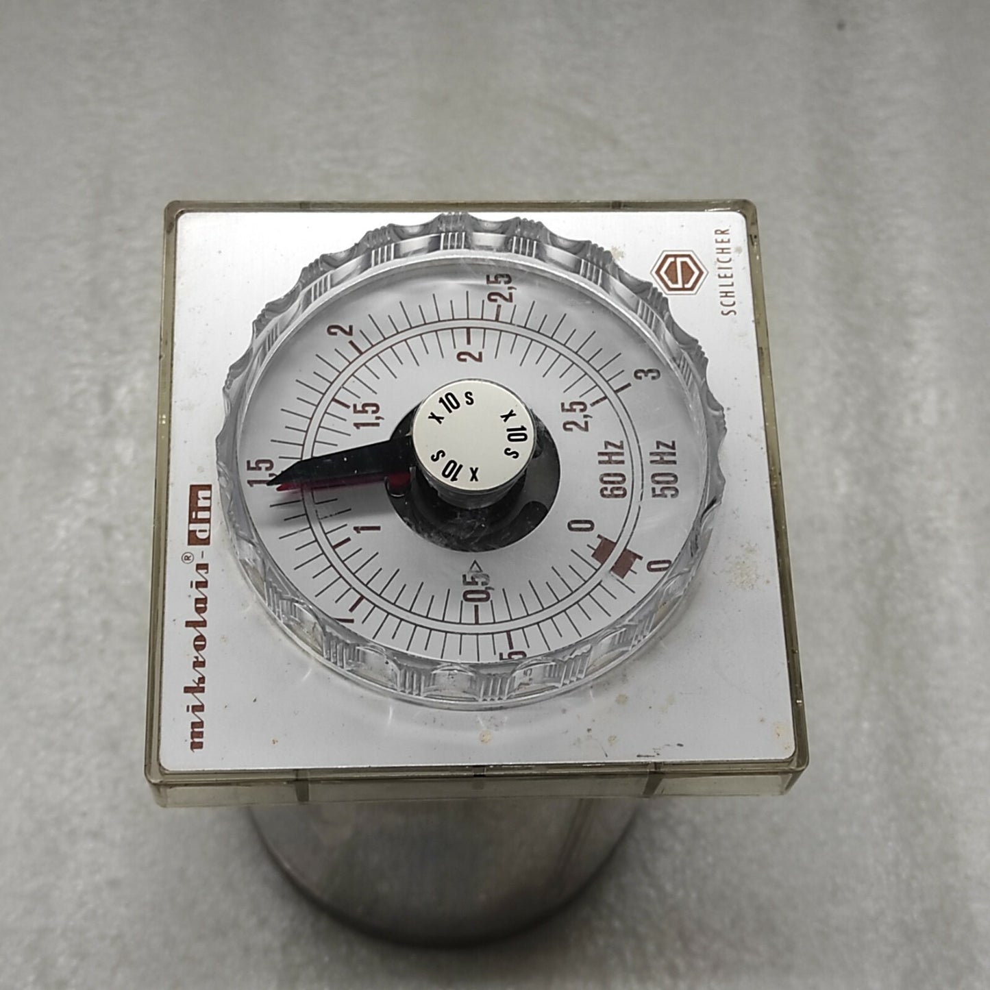 SCHLEICHER DZ 34-131 TIMER RELAY K632177/1-106 110-115V 1-30SEC