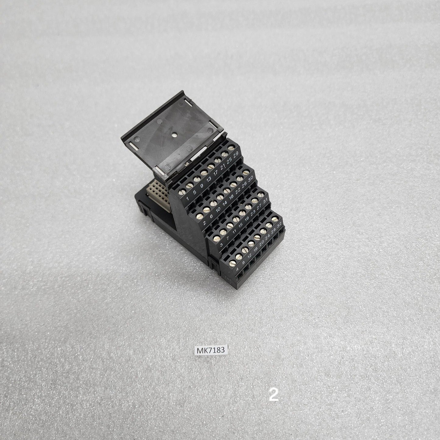 FISHER-ROSEMOUNT KJ4001X1-CJ1 32-CHANNEL TERMINAL BLOCK 12P1902X032