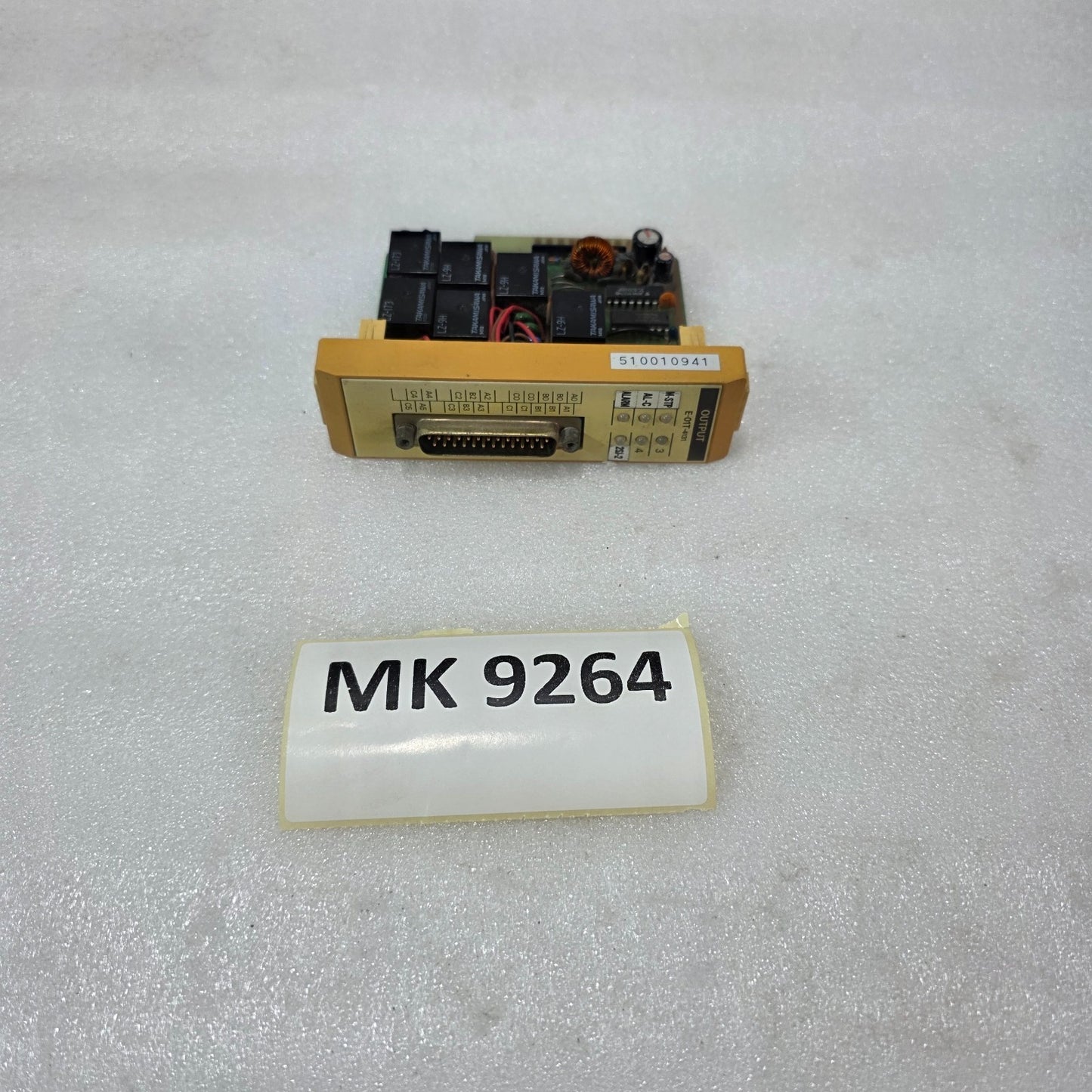 HITACHI E-01T-4131 OUTPUT MODULE | DIGITAL OUTPUT INTERFACE BOARD