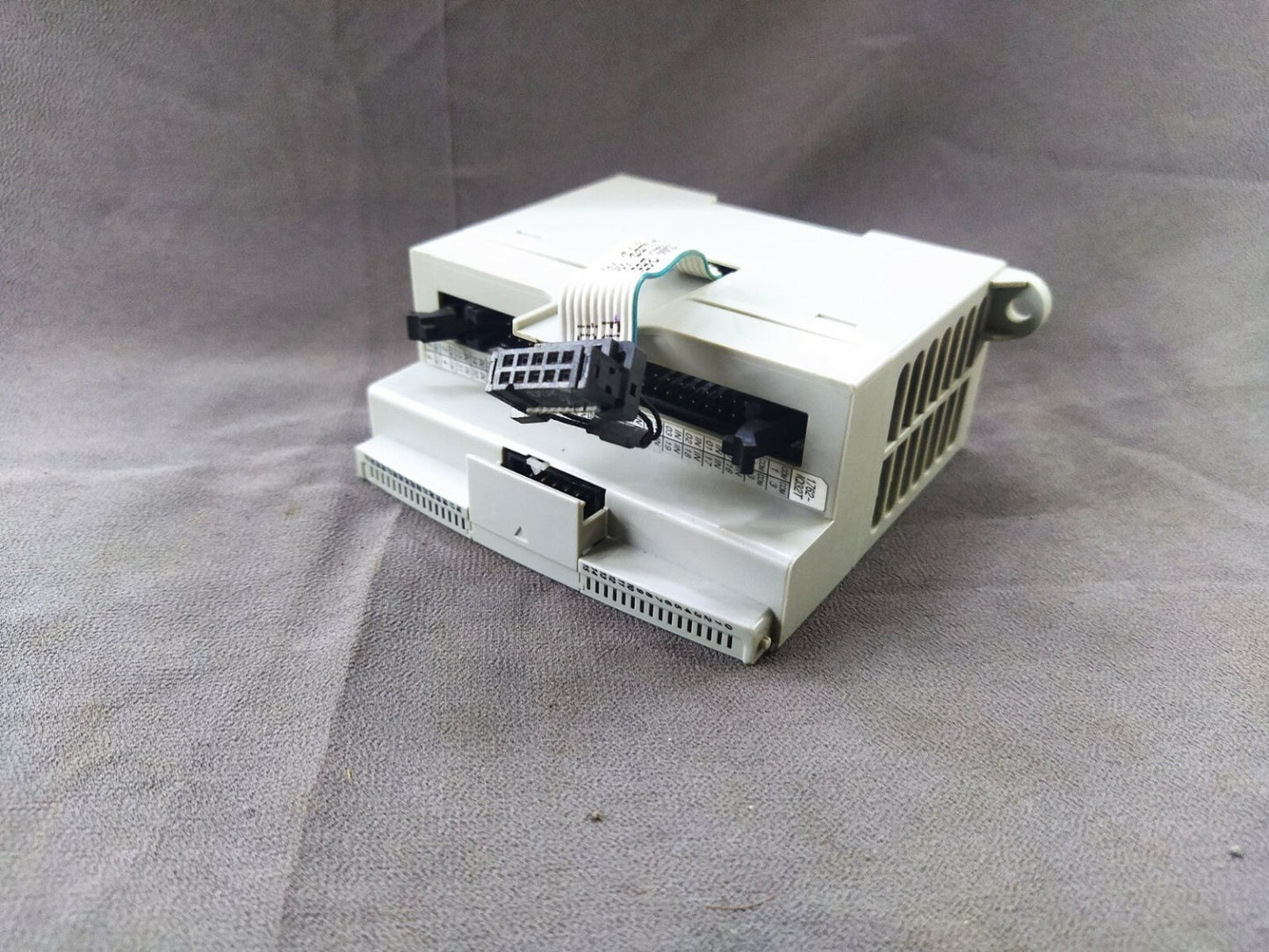 Allen Bradley Micro Logix CAT 1762-IQ32T Expansion I/O Module