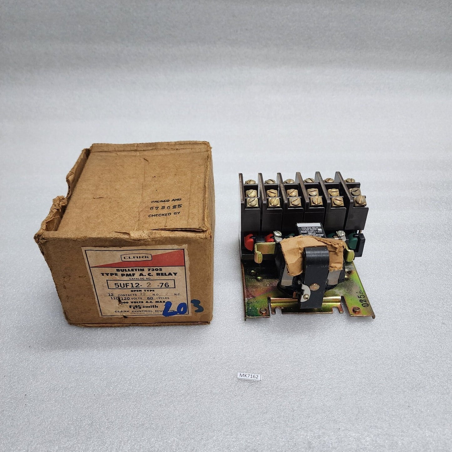 CLARK CONTROL DIVISION 5UF12-2 PMF RELAY 120V 5UF12-2-76