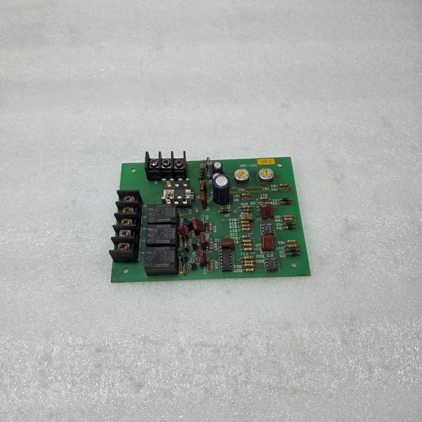 DYC-090 INDUSTRIAL CONTROL PCB BOARD | RELAY OUTPUT CIRCUIT BOARD