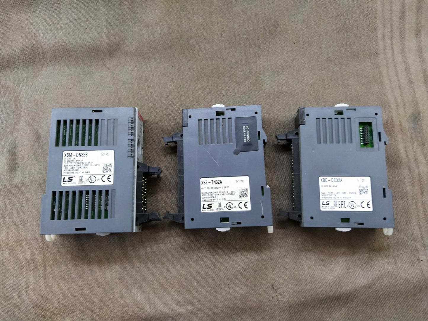 LS Electric XBM-DN32S Programmable Controller XBE-TN32A XBE-DC32A PLC