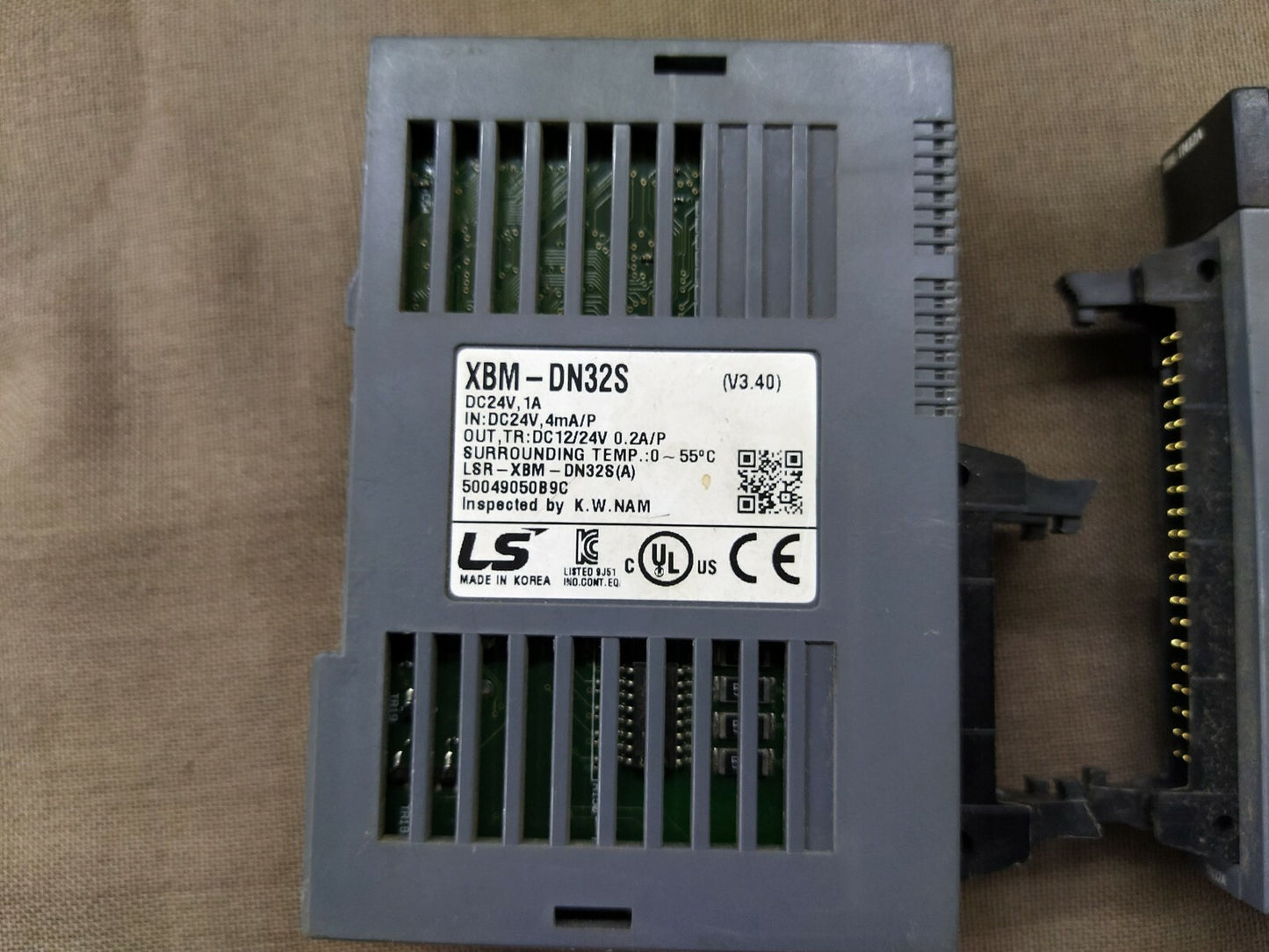 LS Electric XBM-DN32S Programmable Controller XBE-TN32A XBE-DC32A PLC