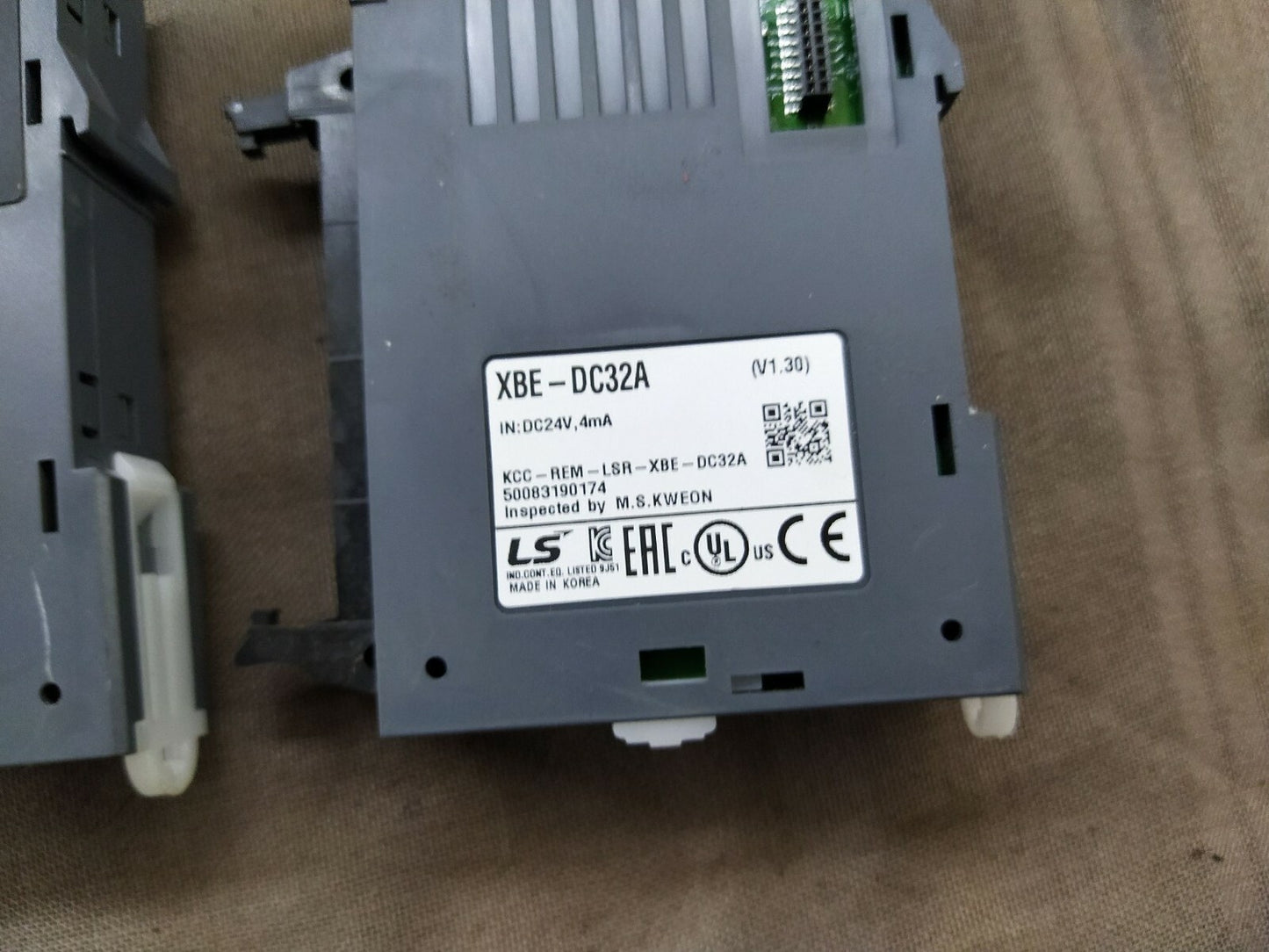 LS Electric XBM-DN32S Programmable Controller XBE-TN32A XBE-DC32A PLC