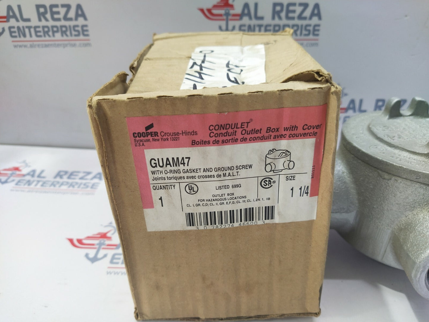 COOPER CROUSE HINDS GUAM47 CONDUIT OUTLET BOX WITH COVER