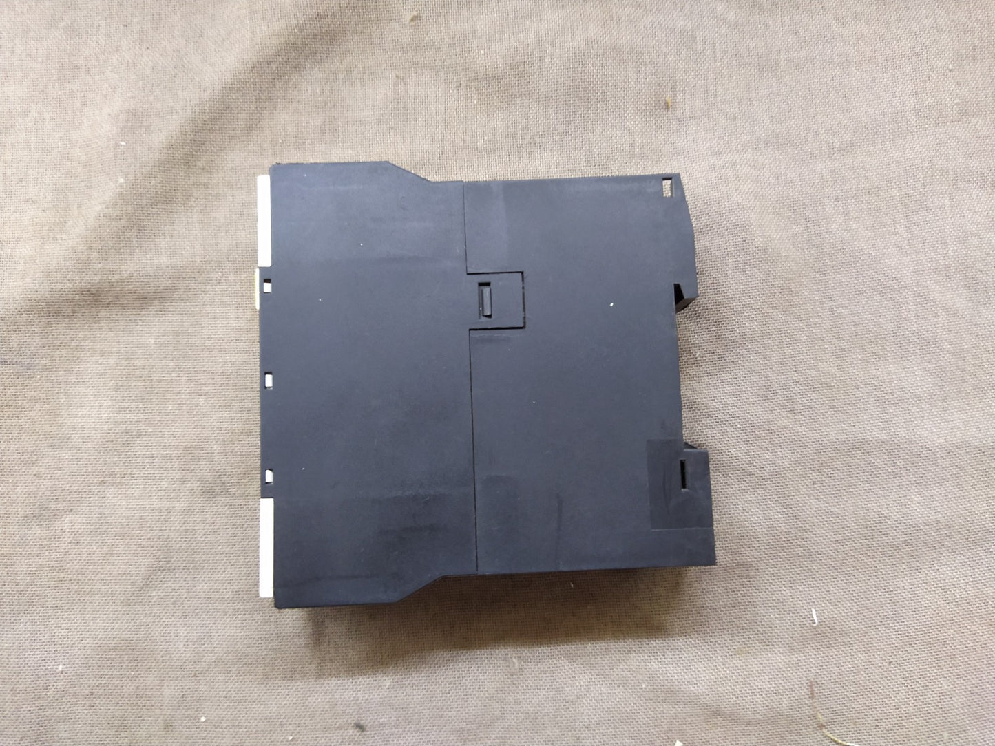 LOT OF 3 X SIEMENS 3UN2100-0AN7 THERMISTOR TRIPPING UNIT X LOT OF 3