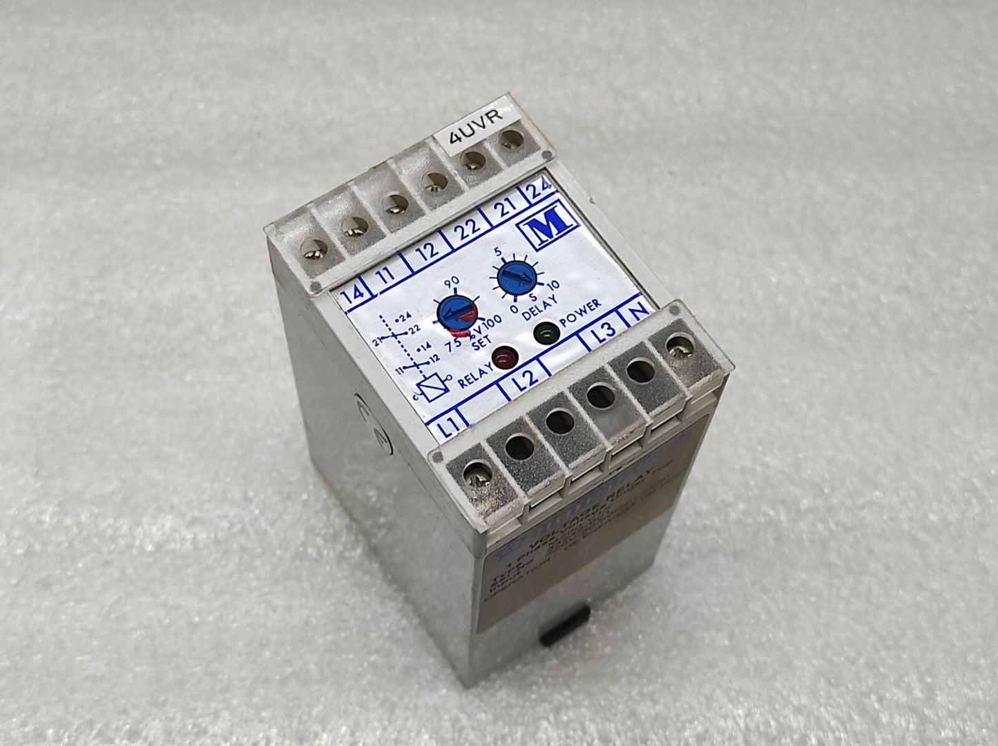 MULTITEK M200-V1X VOLTAGE RELAY 1-PH VOLTAGE UNDER TRIP 220V