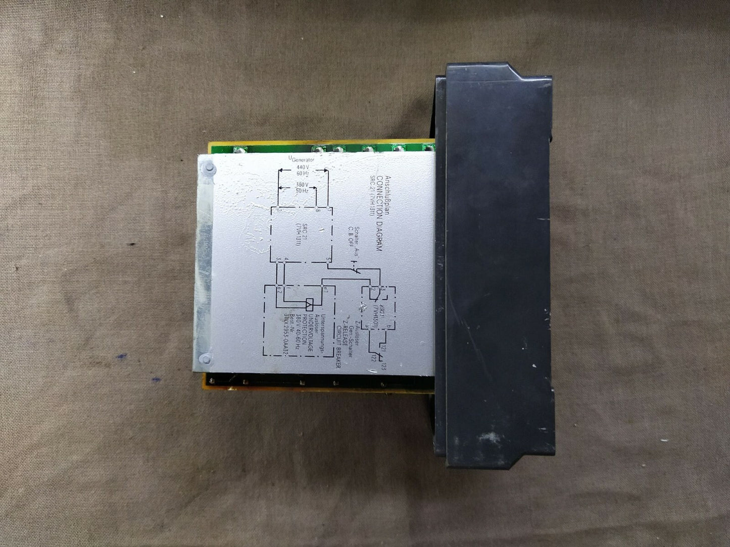 SIEMENS 7VH1311 SRC21 Capacitor Time Delay Unit 7VH1 311