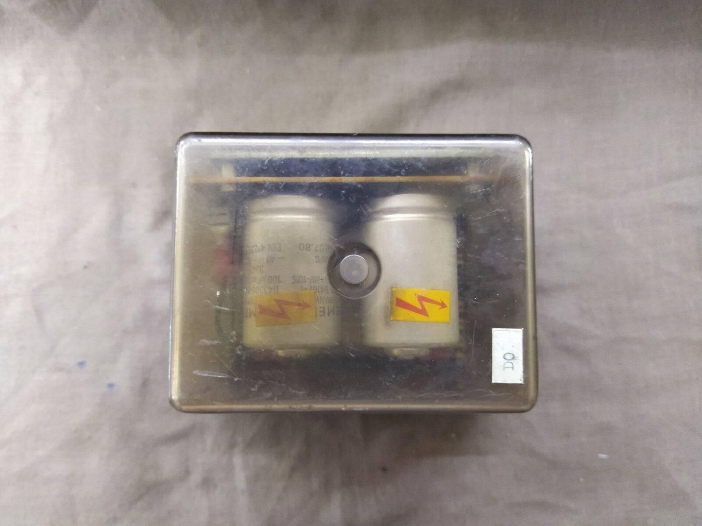 SIEMENS 7VH1311 SRC21 Capacitor Time Delay Unit 7VH1 311