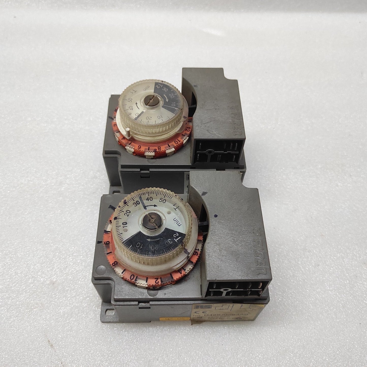RS INSTRUMENT D425J02S3AB 230V