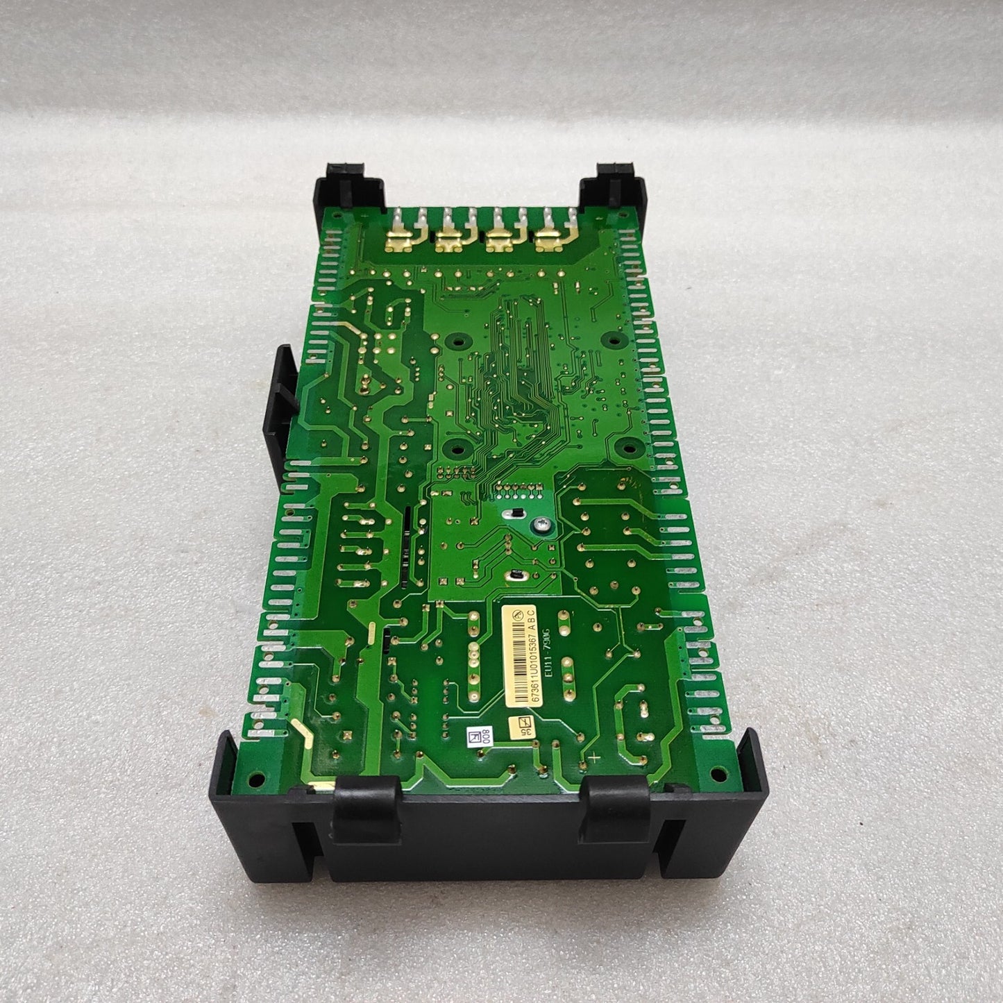 ELECTROLUX 0L2583 MAIN PC BOARD 673611U01 EUTRON