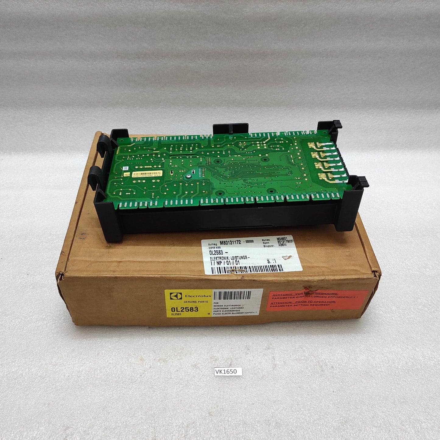 ELECTROLUX 0L2583 MAIN PC BOARD 673611U01 EUTRON
