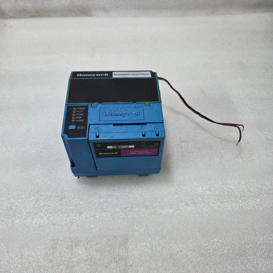 HONEYWELL RM7890A1015 BURNER CONTROL MODULE 120VAC FLAME SAFEGUARD